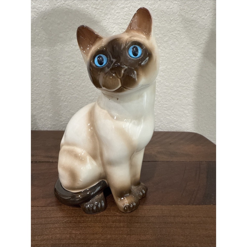Enesco Cat Figurine with Blue Eyes Siamese Kitten - Picture 10 of 13